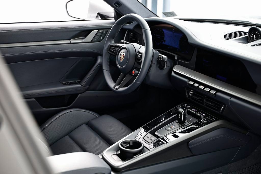 Certified 2025 Porsche 911 Carrera S RWD image 33