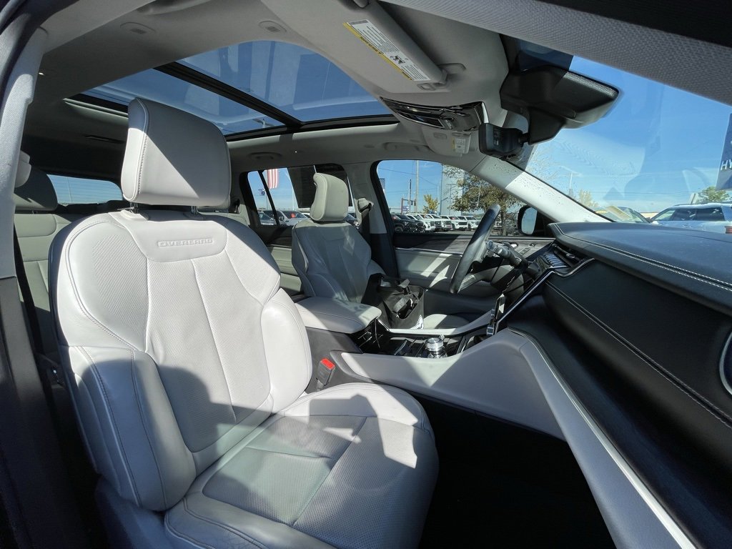 Used 2021 Jeep Grand Cherokee L Overland w/ Advanced Protech Group III image 31