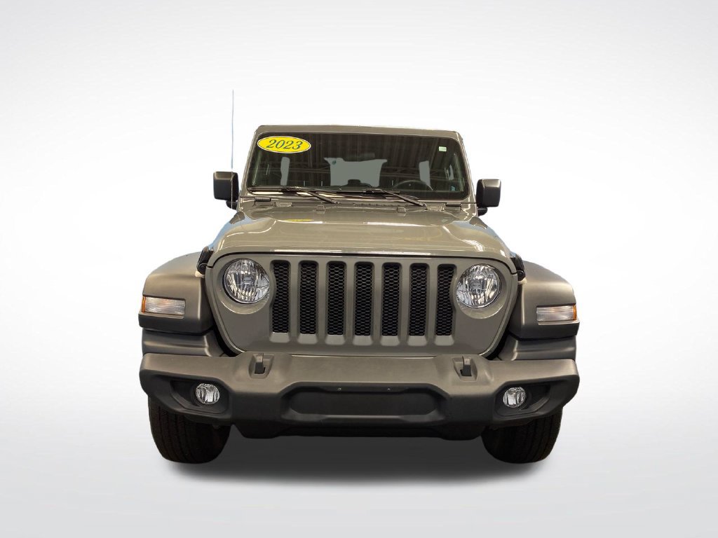 Used 2023 Jeep Wrangler Unlimited Sport AWD/4WD image 3