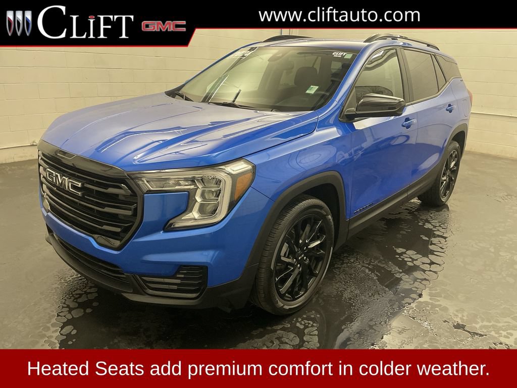 Used 2024 GMC Terrain SLE w/ Driver Convenience Package FWD image 1