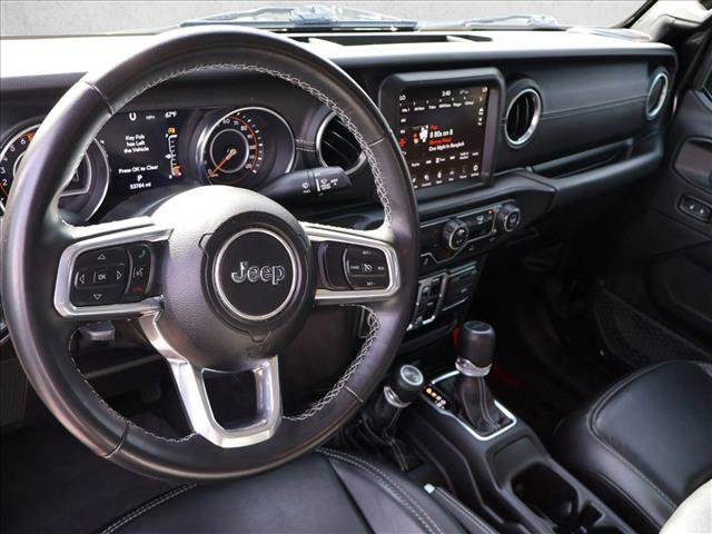 Used 2022 Jeep Gladiator Overland w/ Popular Equipment Package image 11