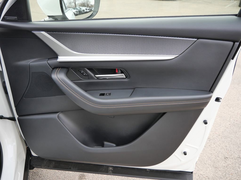 Used 2024 MAZDA CX-90 3.3 Turbo w/ Premium Plus Pkg image 16