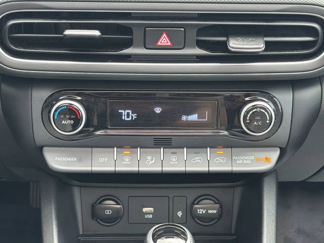 Used 2023 Hyundai Kona SEL w/ Convenience Package image 19