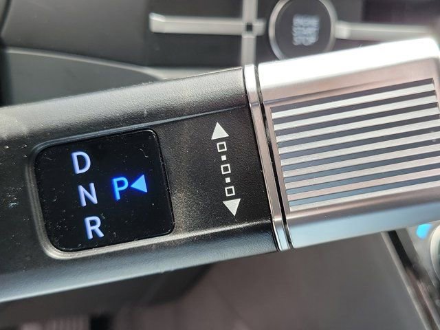Used 2026 Hyundai Santa Fe SEL FWD image 24