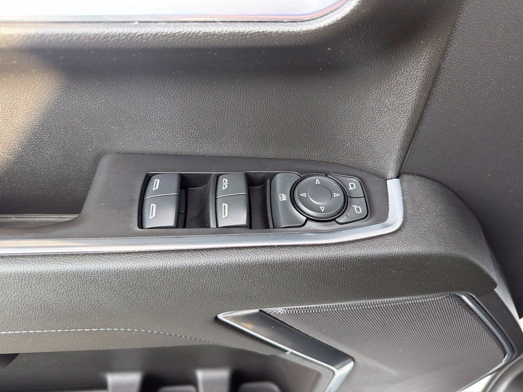 Used 2024 Chevrolet Silverado 1500 LT AWD/4WD image 16