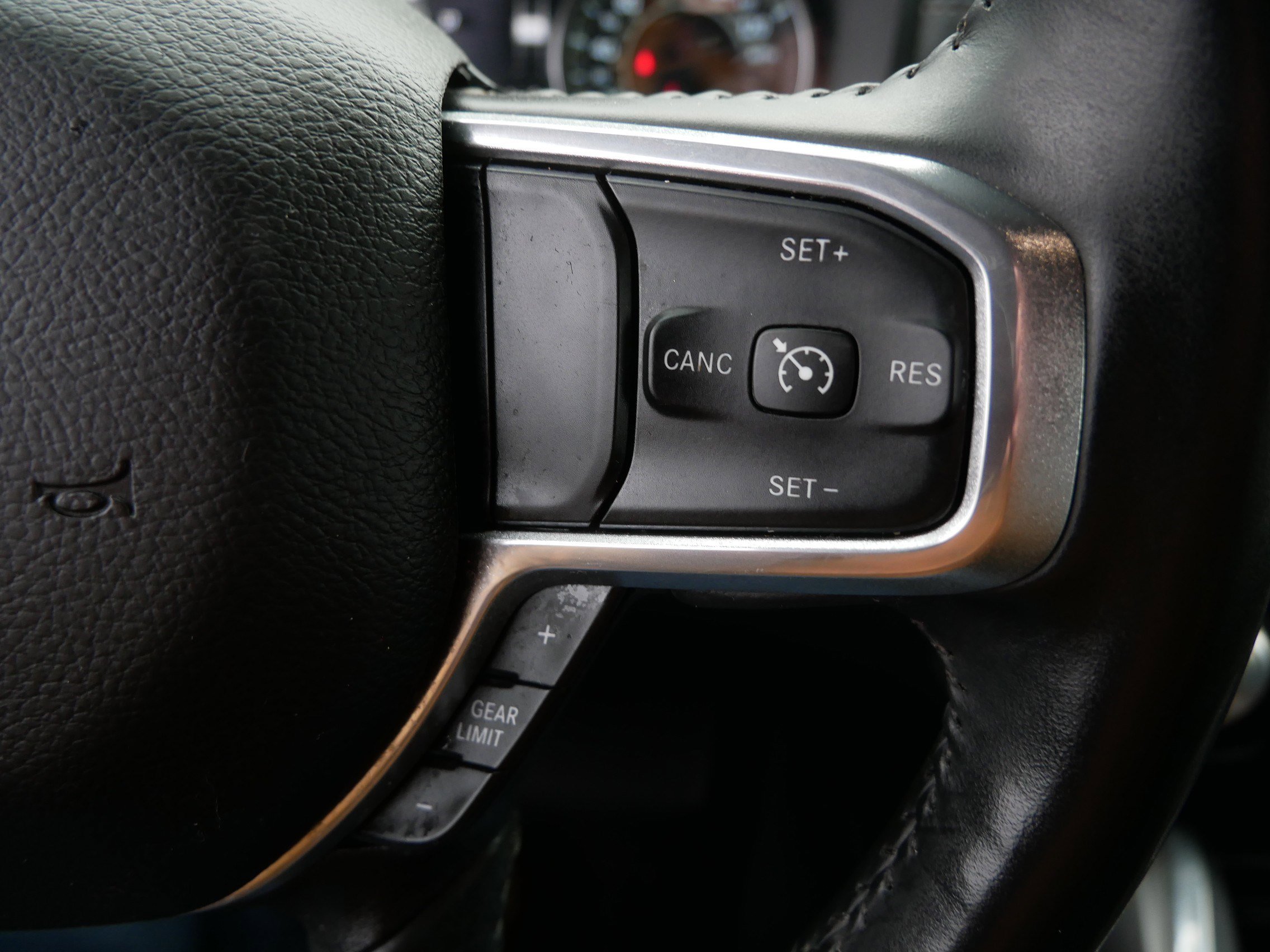 Certified 2023 RAM 1500 Laramie image 27