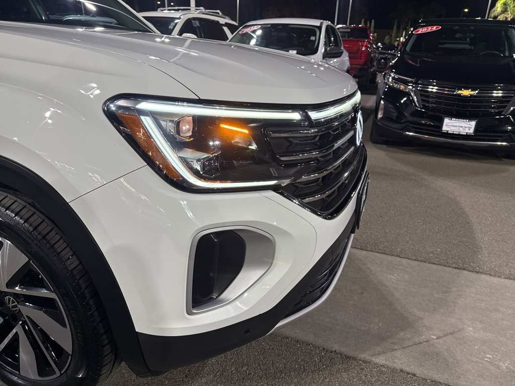 Used 2024 Volkswagen Atlas SE image 11