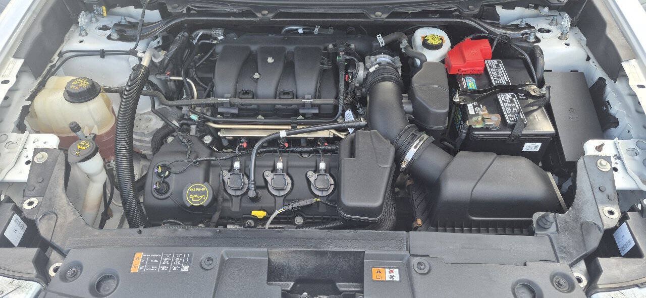 Used 2018 Ford Flex SE FWD image 9