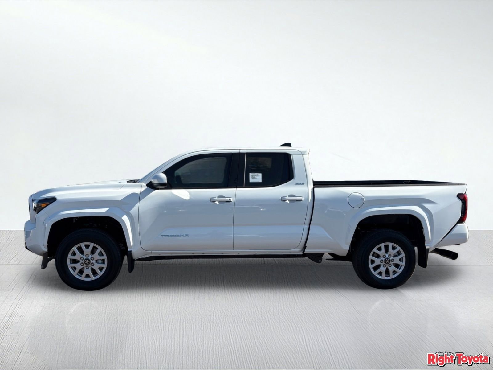 New 2026 Toyota Tacoma SR5 AWD/4WD image 3