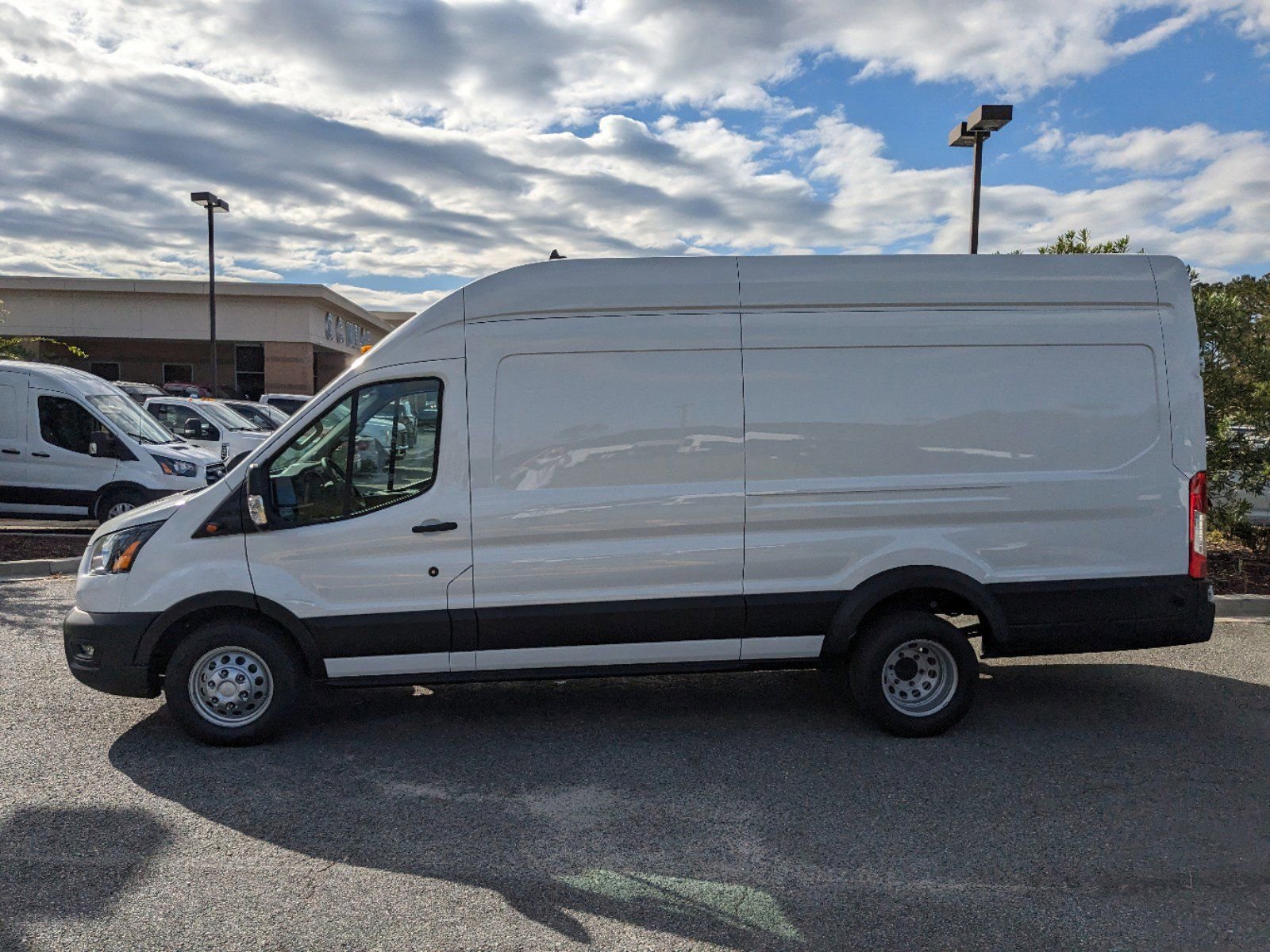 New 2024 Ford Transit 350 148 High Roof DRW AWD w/ Exterior Upgrade Package image 7