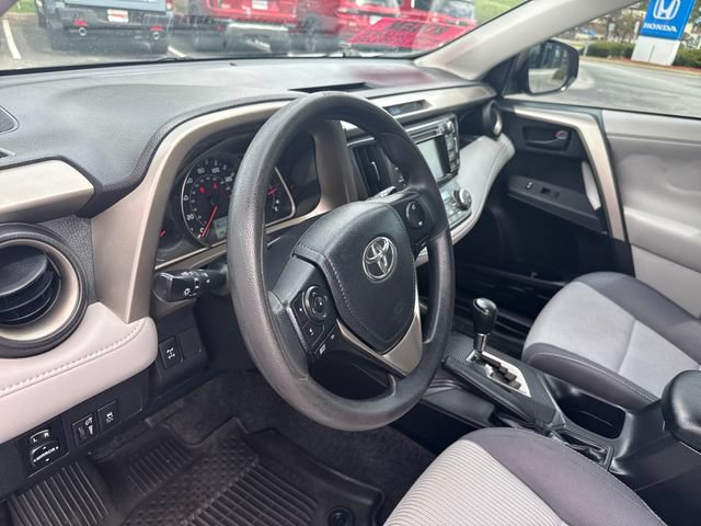 Used 2013 Toyota RAV4 XLE AWD/4WD image 14
