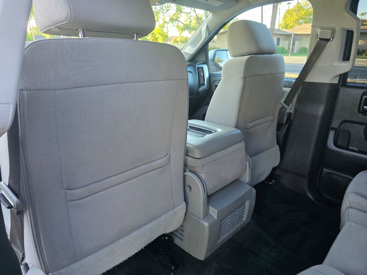 Used 2018 Chevrolet Silverado 1500 LT w/ LT Eassist Package image 31