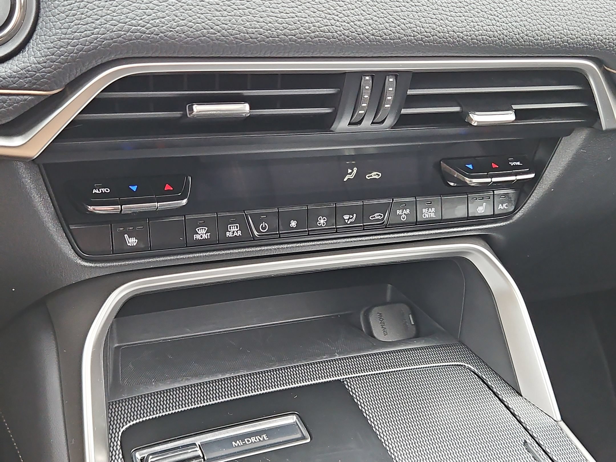 Used 2024 MAZDA CX-90 Plug-In Hybrid w/ Preferred AWD/4WD image 20