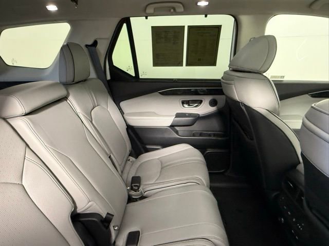 Used 2024 Honda Pilot Elite image 46