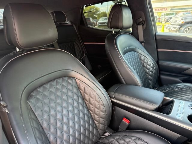 Used 2023 Genesis GV60 Performance AWD/4WD image 22