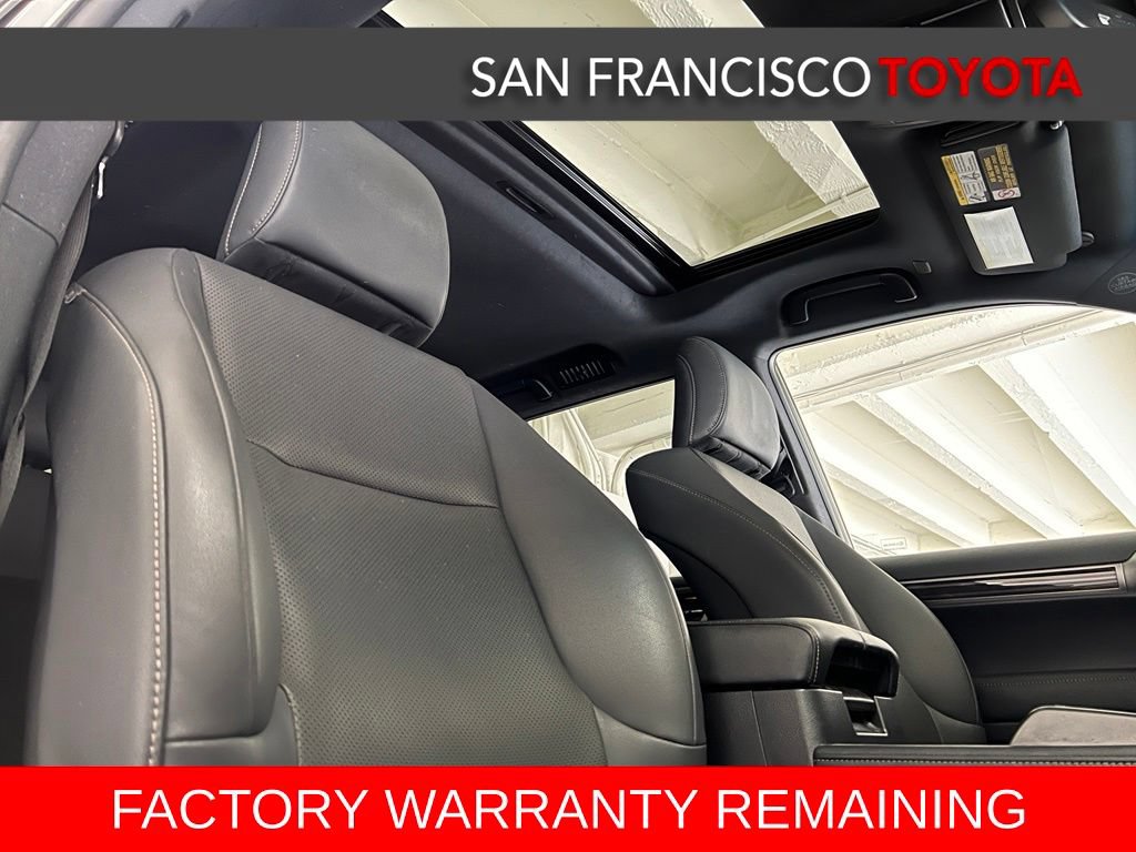 Used 2022 Lexus GX 460 Premium w/ Premium Package AWD/4WD image 22