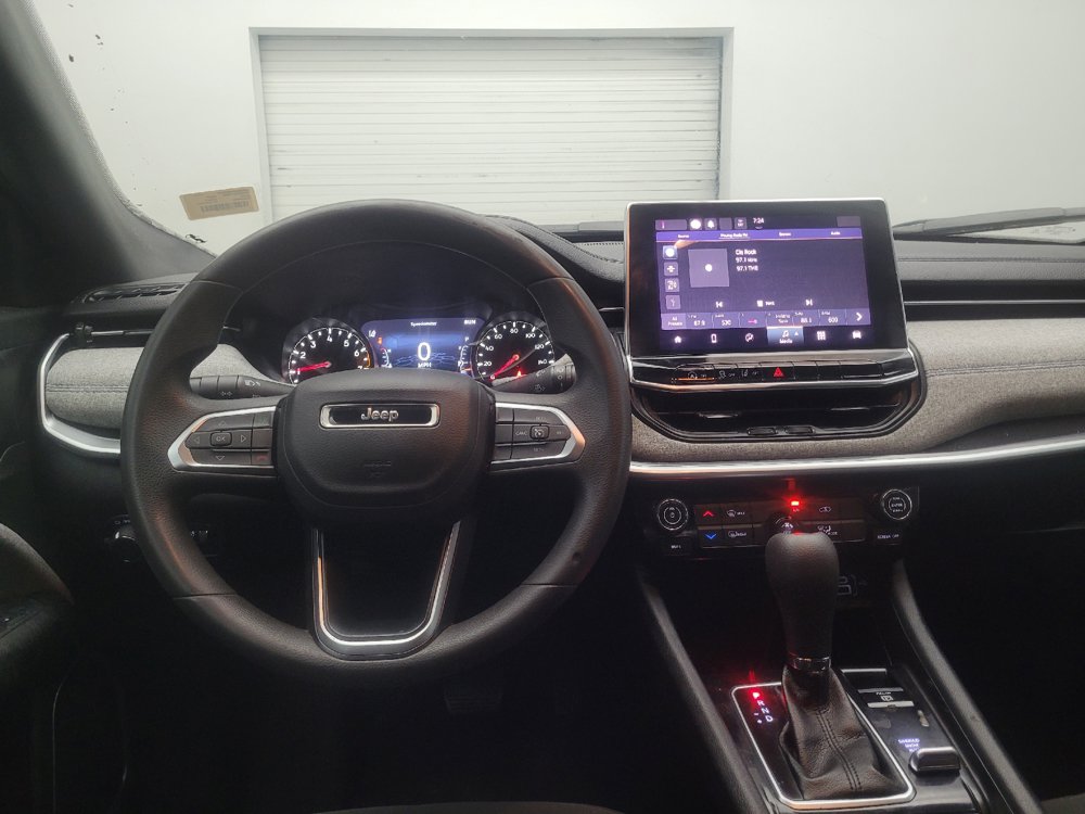 Used 2024 Jeep Compass Sport AWD/4WD image 22