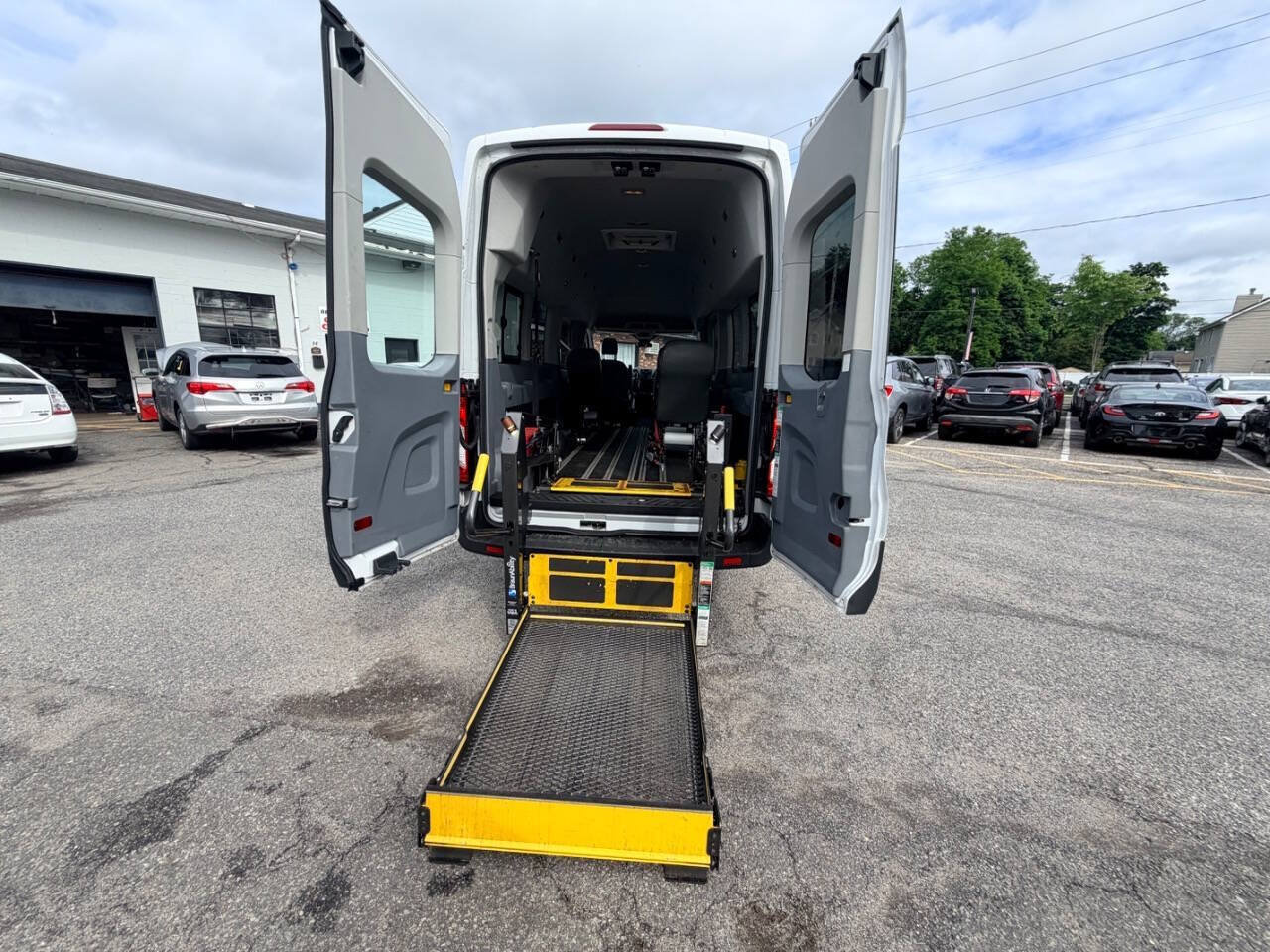 Used 2016 Ford Transit 350 XL RWD image 47