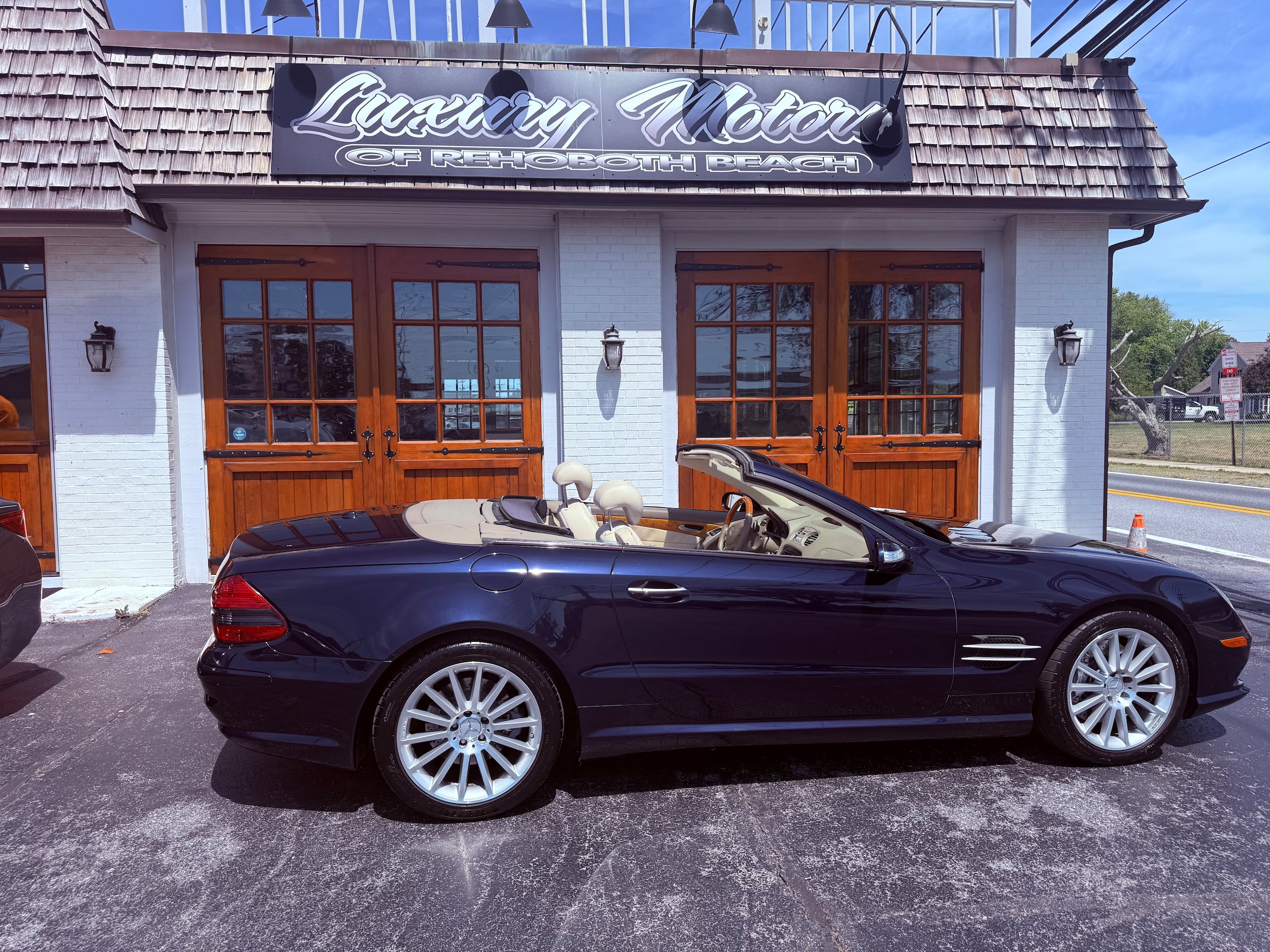 Used 2008 Mercedes-Benz SL 550 image 1