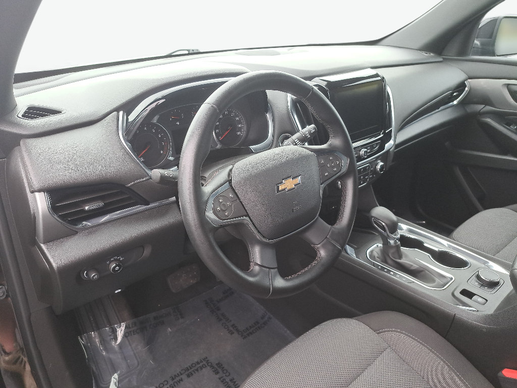 Used 2023 Chevrolet Traverse LT AWD/4WD image 18