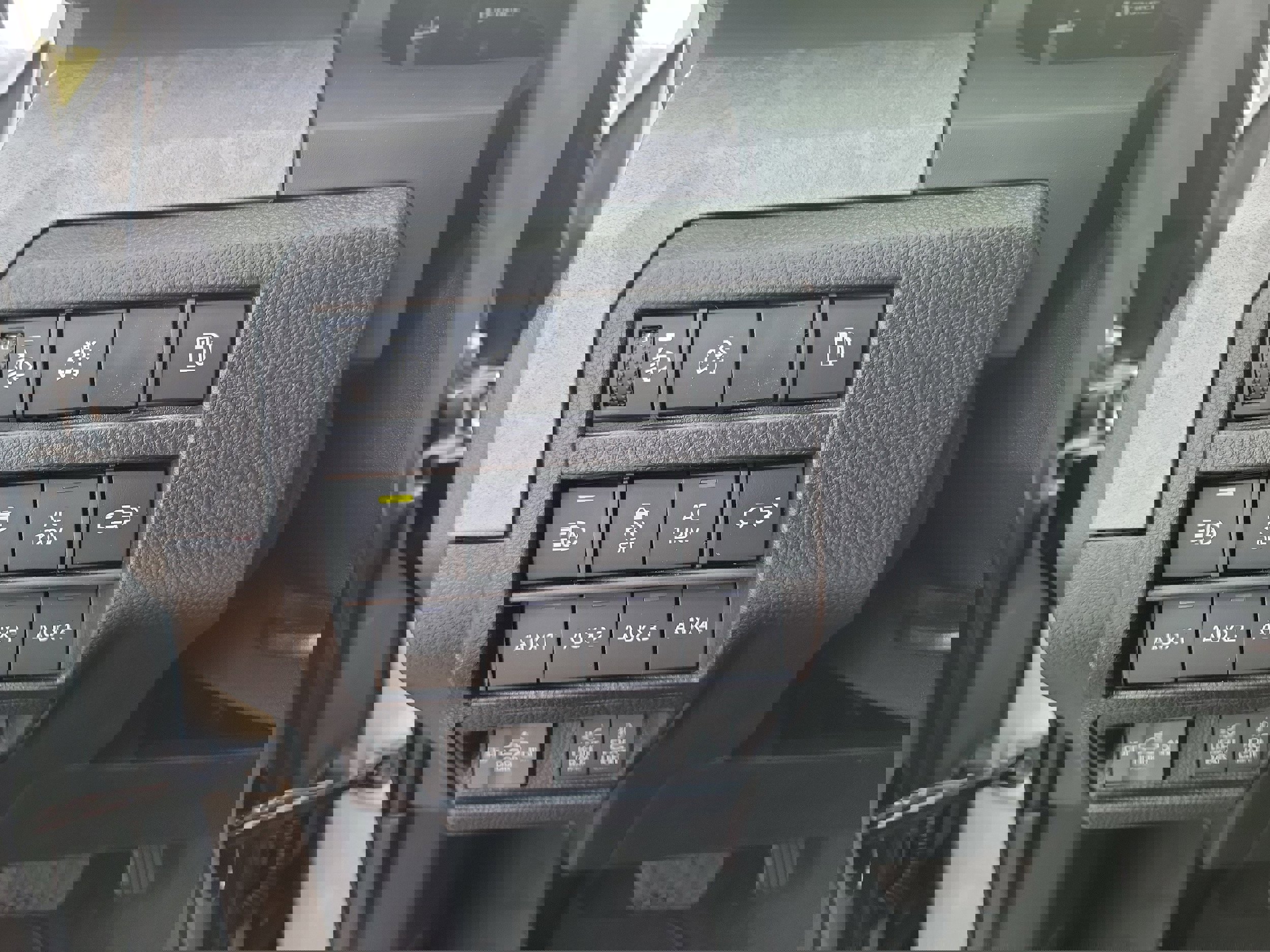 New 2025 Toyota Tacoma Trailhunter image 33