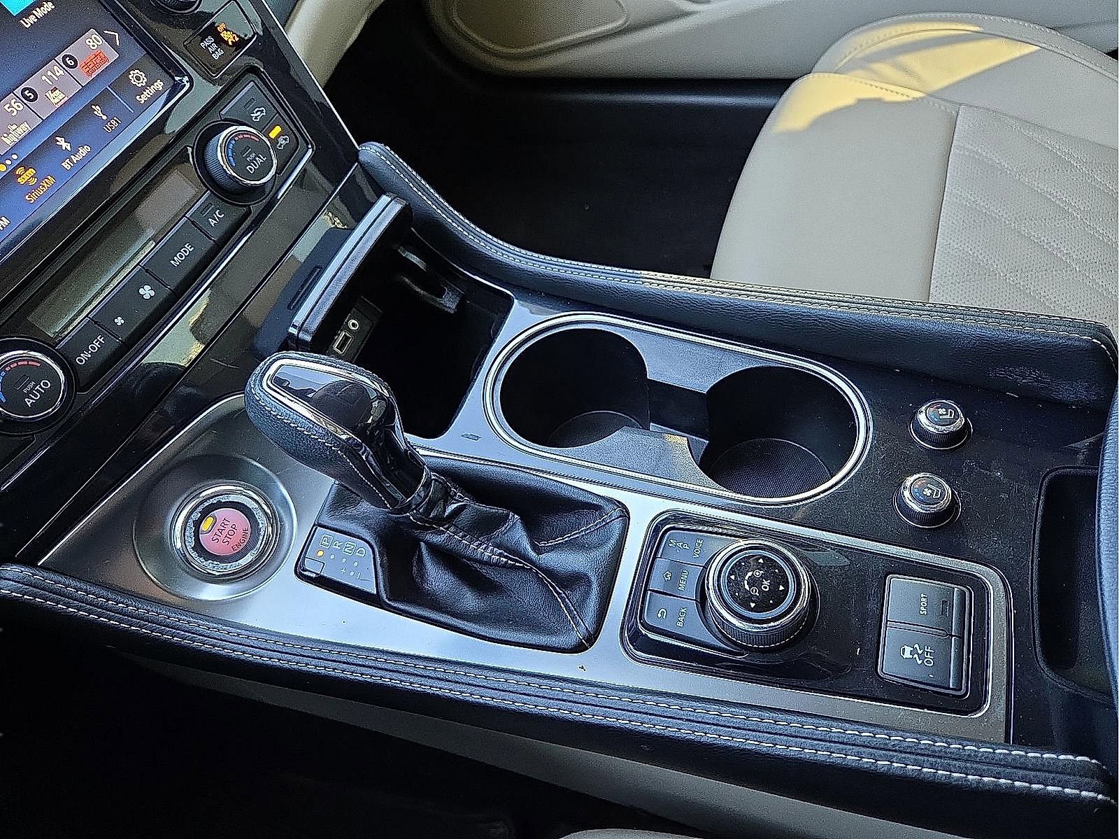 Used 2023 Nissan Maxima Platinum w/ Sport Mat Group FWD image 25