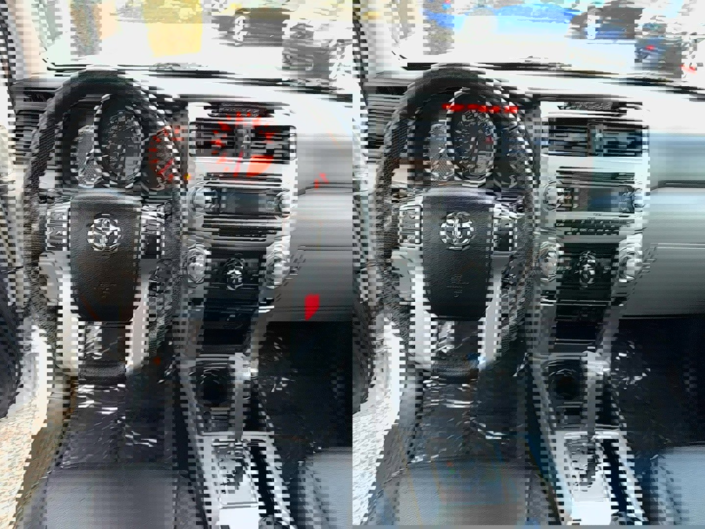 Used 2011 Toyota 4Runner SR5 image 7