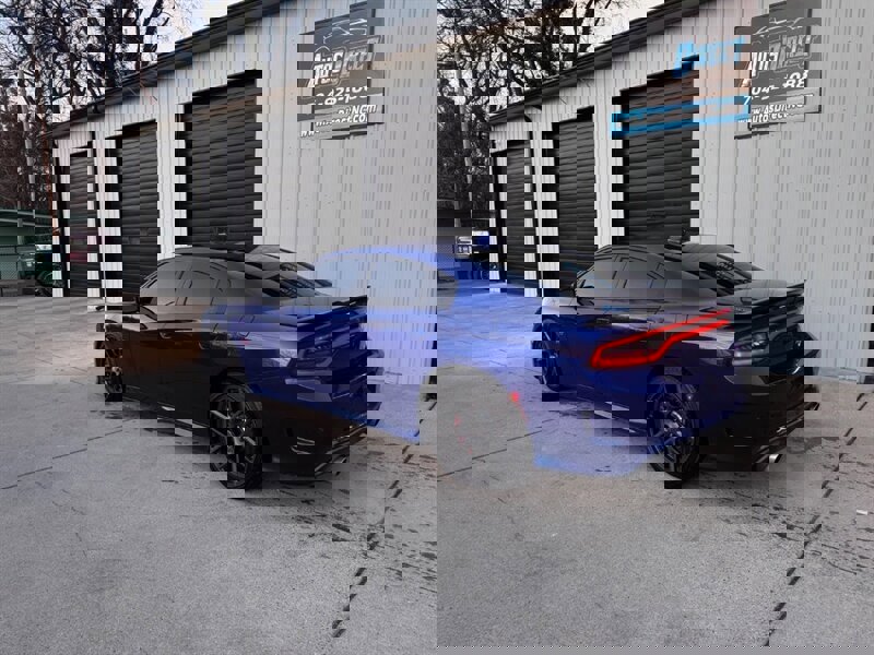 Used 2019 Dodge Charger Scat Pack w/ Technology Group image 5