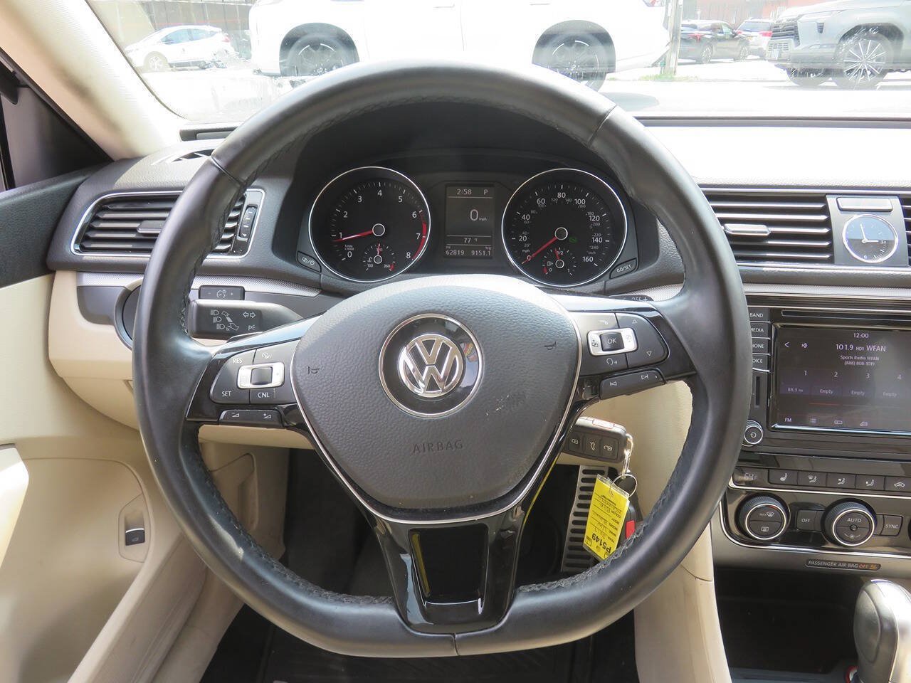 Used 2017 Volkswagen Passat 1.8T R-Line FWD image 14