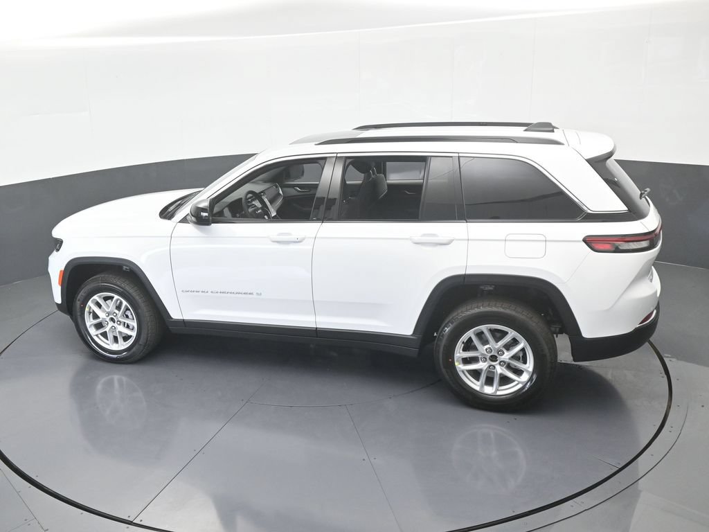 New 2026 Jeep Grand Cherokee Laredo X AWD/4WD image 45
