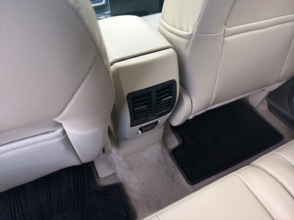 Used 2014 Ford Escape Titanium FWD image 28
