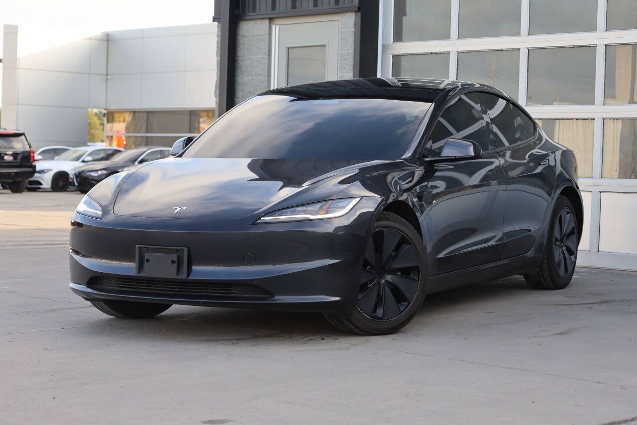 Used 2025 Tesla Model 3 Long Range RWD image 3