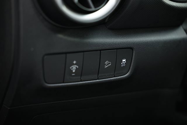 Used 2023 Hyundai Kona SEL image 16