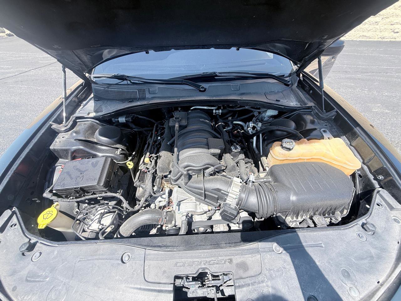 Used 2018 Dodge Charger R/T Scat Pack w/ Dynamics Package RWD image 17