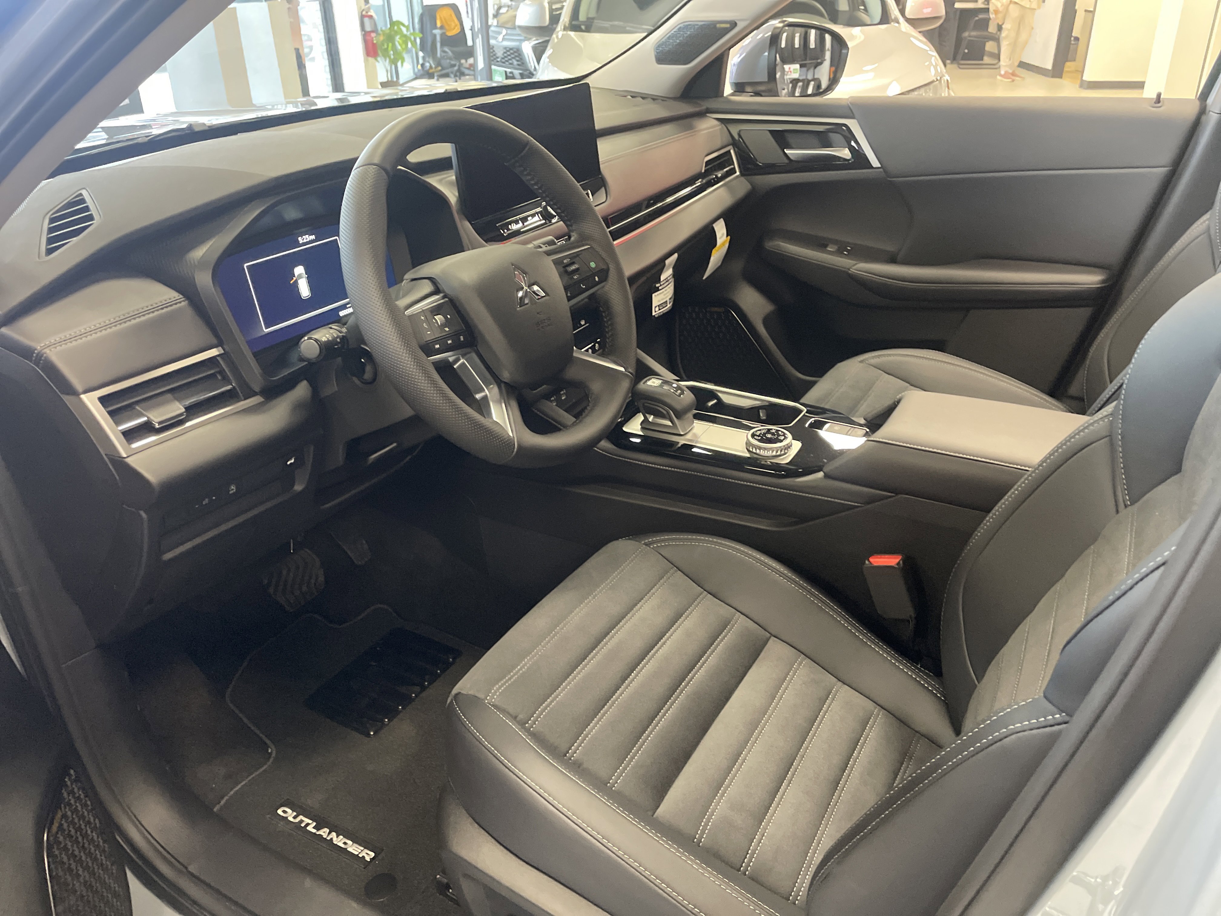 New 2026 Mitsubishi Outlander SE AWD/4WD image 9