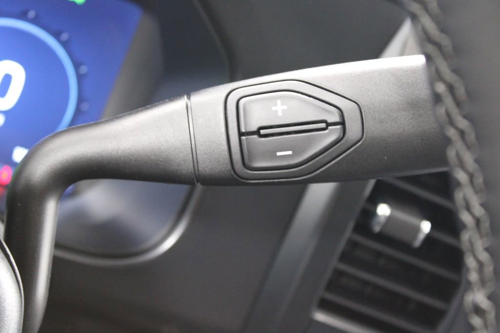 New 2026 Ford F250 Lariat w/ Black Appearance Package image 39