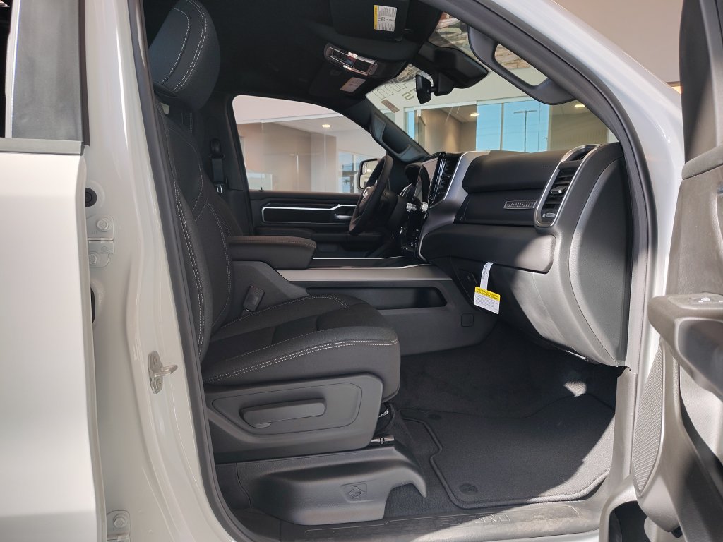 New 2026 RAM 1500 Big Horn AWD/4WD image 32