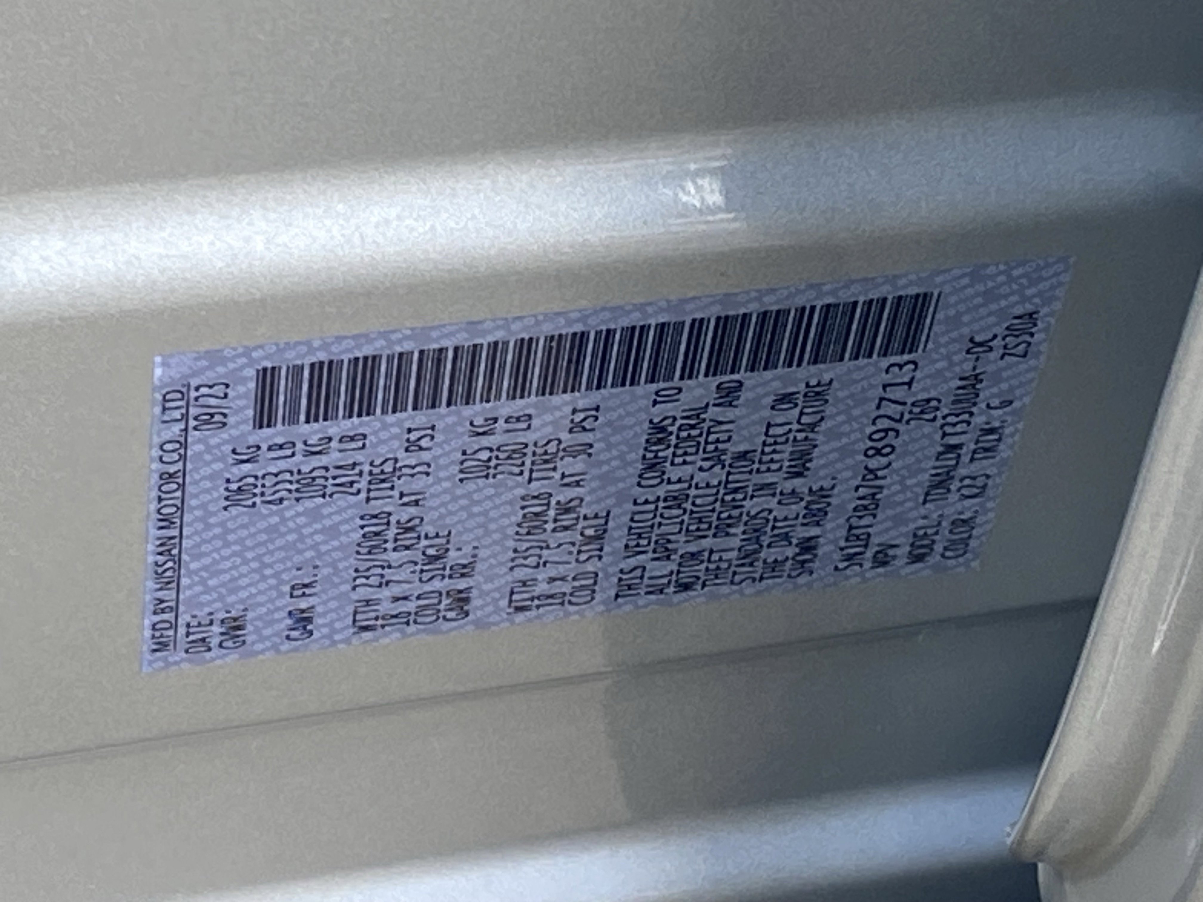 Used 2023 Nissan Rogue SV w/ SV Premium B Package image 31