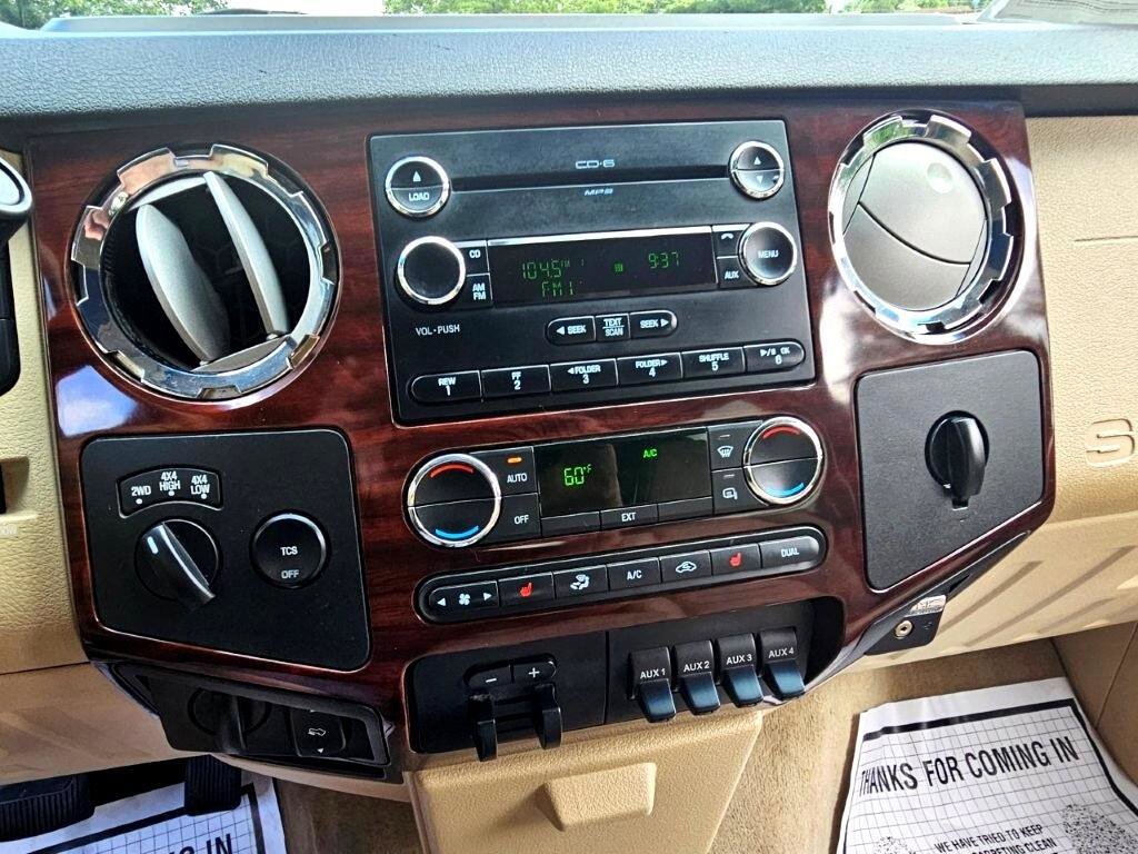 Used 2010 Ford F250 Lariat AWD/4WD image 27