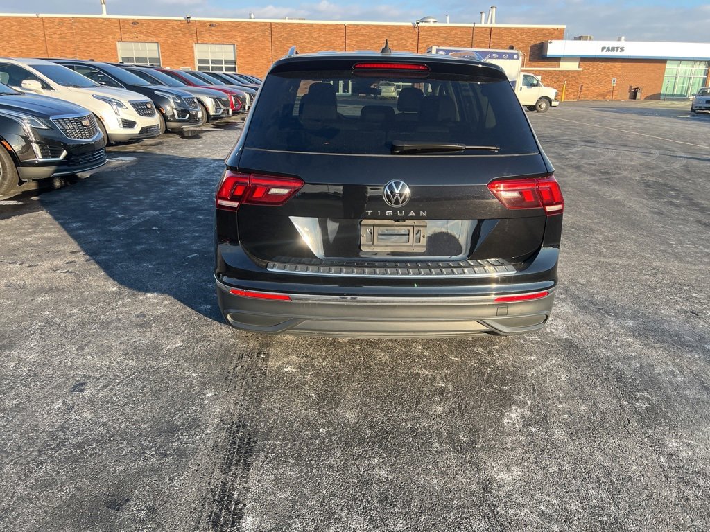 Used 2024 Volkswagen Tiguan Wolfsburg Edition image 4