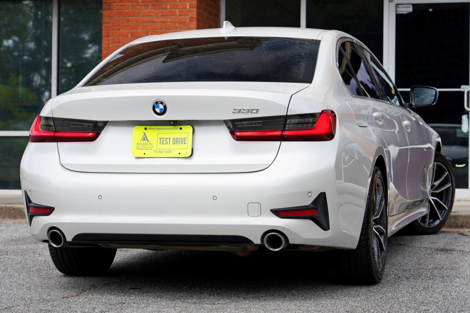 Used 2019 BMW 330i Sedan w/ Convenience Package RWD image 4