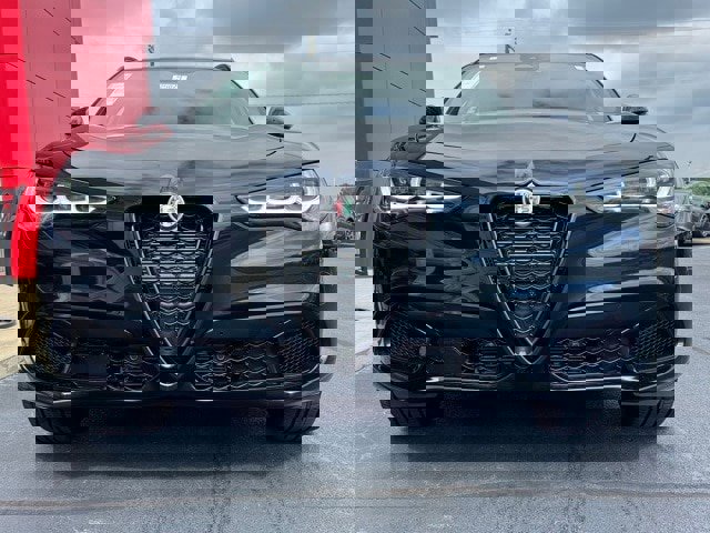 New 2025 Alfa Romeo Stelvio Sprint image 3