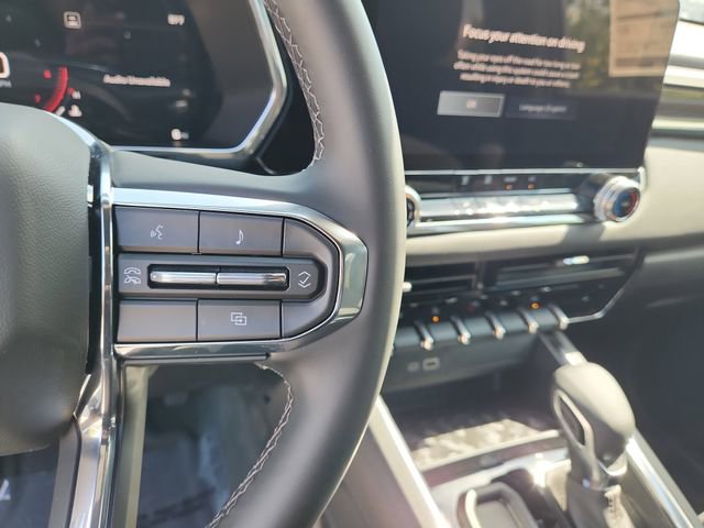 New 2026 GMC Canyon Elevation w/ LPO, Black Badging Package RWD image 23