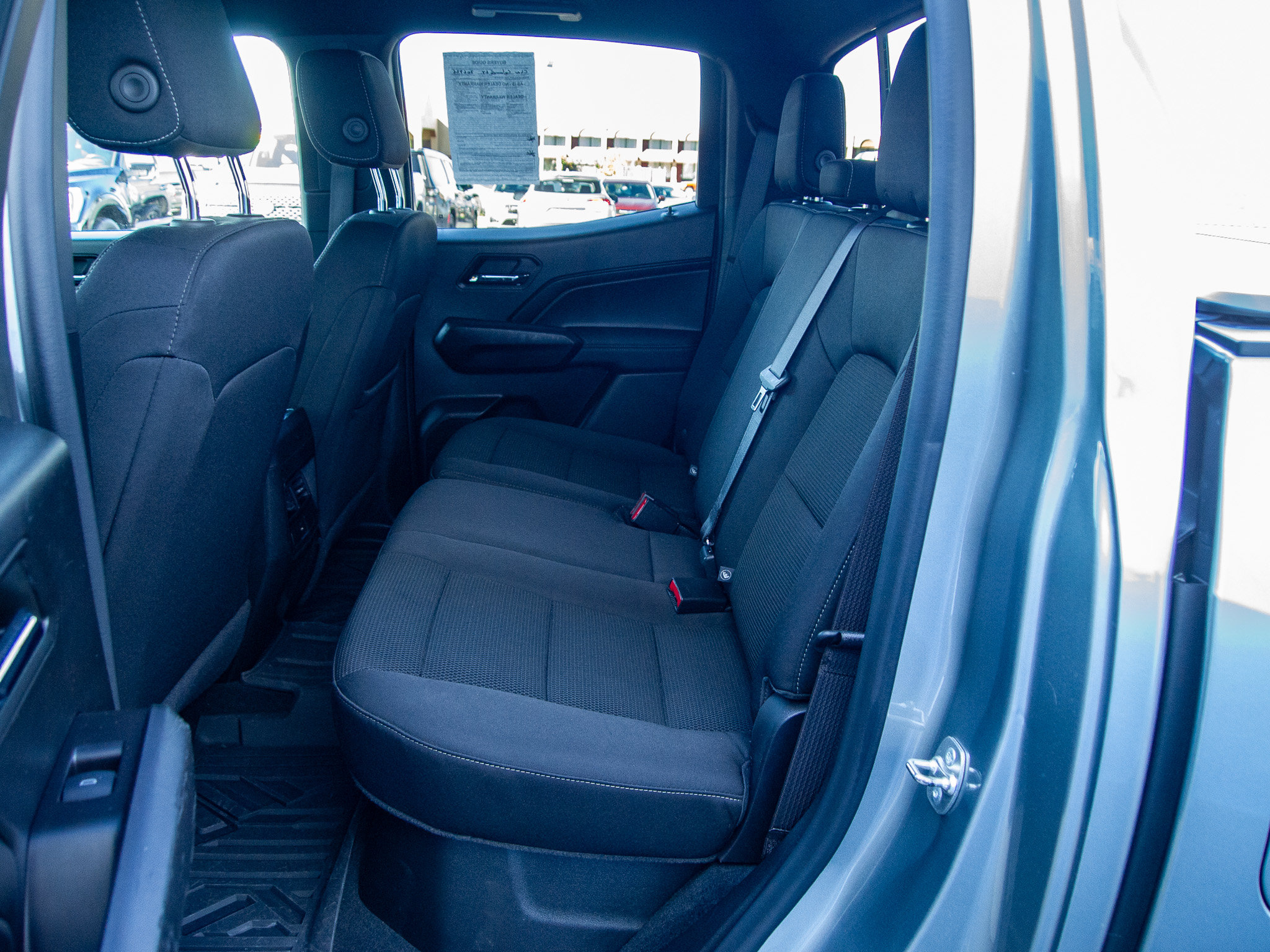 Used 2024 Chevrolet Colorado LT w/ LT Convenience Package II AWD/4WD image 24