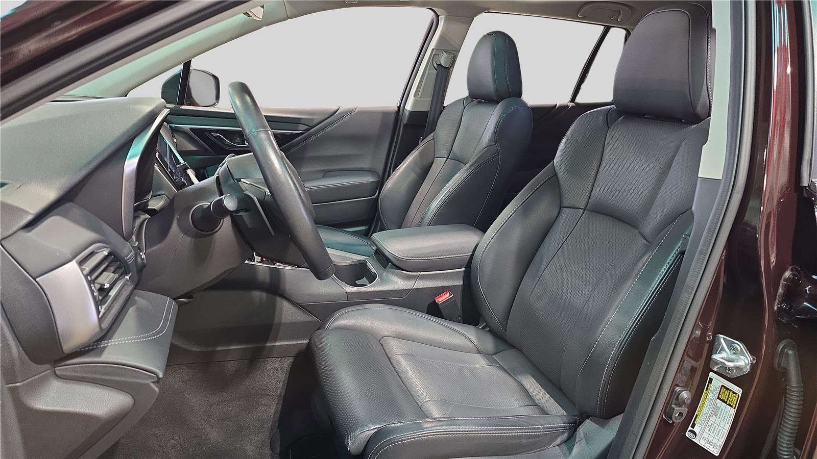 Used 2023 Subaru Outback Limited image 11