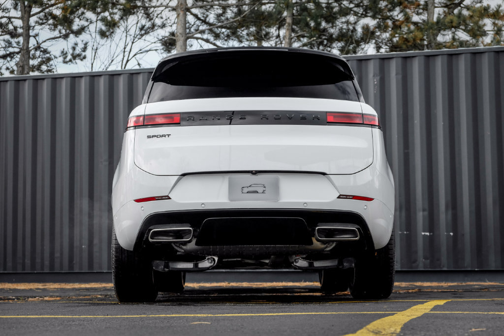 New 2027 Land Rover Range Rover Sport Dynamic SE AWD/4WD image 7