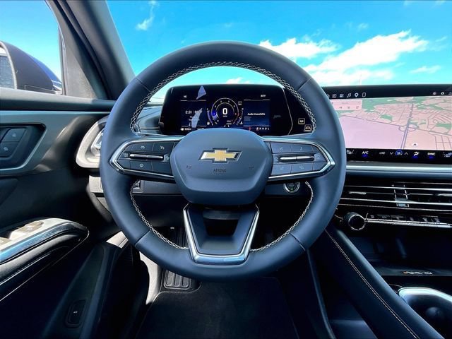 New 2027 Chevrolet Traverse LT w/ Driver Confidence Package AWD/4WD image 17