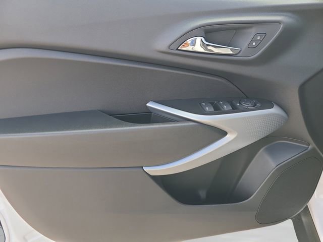 New 2026 Chevrolet Trax RS FWD image 29