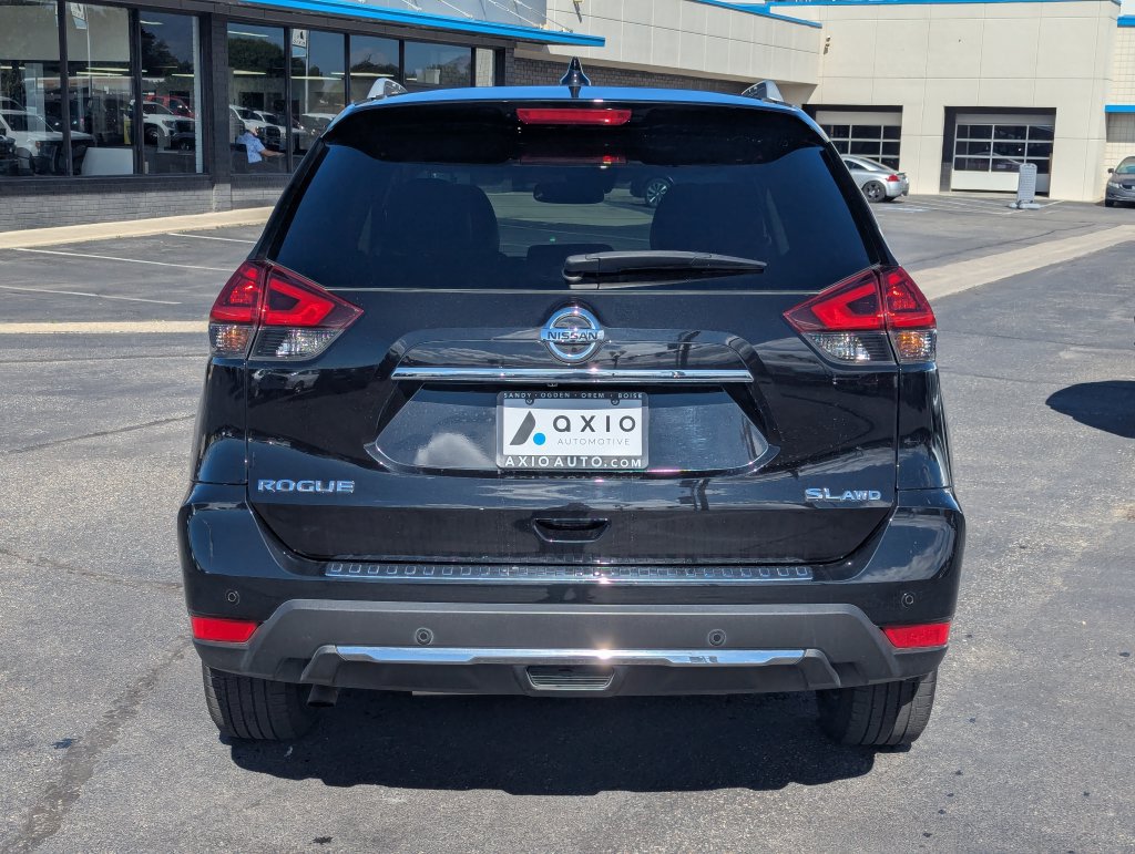 Used 2020 Nissan Rogue SL w/ Premium Package AWD/4WD image 6