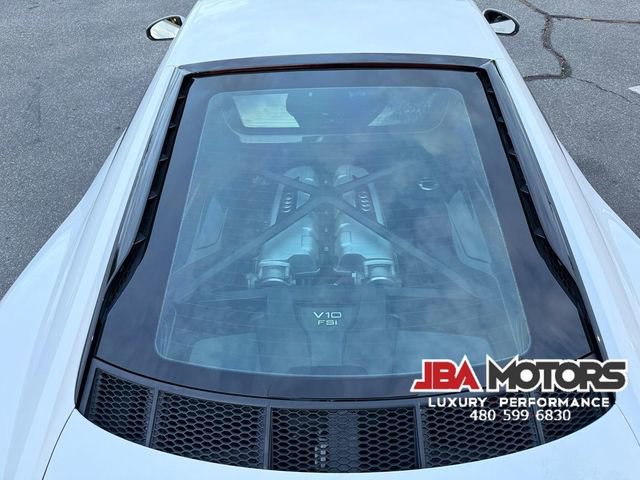 Used 2018 Audi R8 V10 w/ Carbon Exterior Package image 41